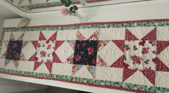 Christmas Stars Table Runner and Pattern